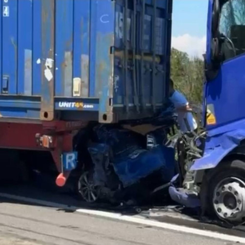 Accident grav pe autostrada A1, în Dambovița, solicitări de intervenție multiple