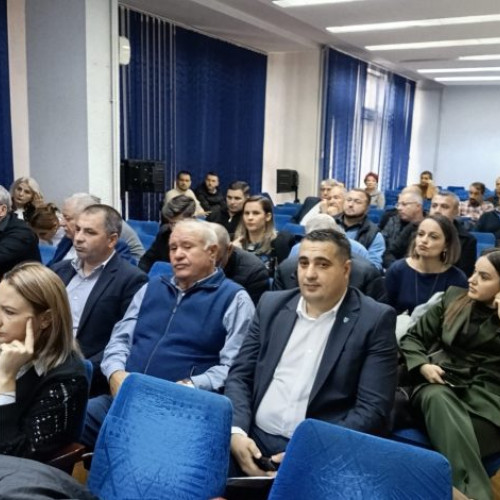 Ilie Bolojan, liderul interimar al PNL, a afirmat luni că dacă, mâine, toate Autoritățile teritoriale de ordine publică (ATOP) ar fi desființate, nu s-ar înregistra nicio schimbare în funcționarea instituțiilor statului, potrivit asingerj.ro. Bolojan a subliniat că aceste autorități nu au un impact direct asupra activității statului.