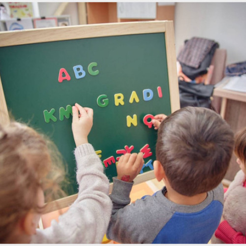 Copii din Bihor beneficiază de sprijin pentru o educație timpurie echitabilă