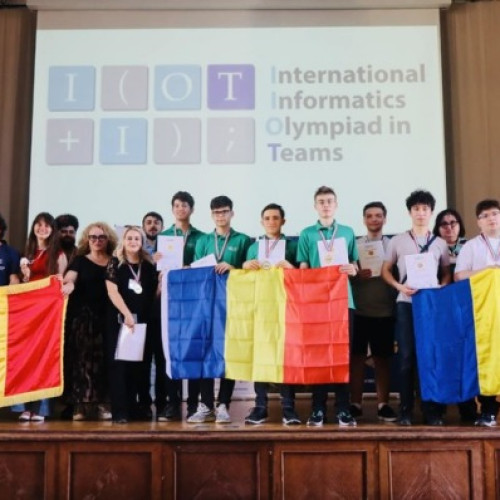 România a câștigat o medalie de aur și două de bronz la Olimpiada Internațională de Informatică pe Echipe 2025