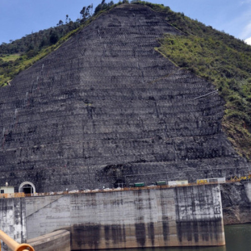 Veolia neagă orice implicare în procesul de achiziție a Hidroelectrica, potrivit digi24.ro. Compania precizează că informațiile false apărute recent despre această achiziție sunt nefondate și respinge categoric orice implicare în acest sens.