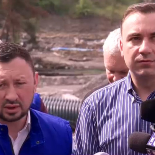 Ministrul Mediului, Mircea Fechet, avertizează asupra riscurilor de mediu și a pericolului unui dezastru ecologic la Salina Praid, potrivit notează digi24.ro. Într-o declarație făcută miercuri la Praid, oficialul afirmă că &quot;nimic nu poate garanta că nu vom avea din nou ploi abundente, că nu vom avea viituri pe Corund, că nu vom avea din nou 60 de metri cubi pe secundă&quot;, după recentul incident cauzat de inundații.