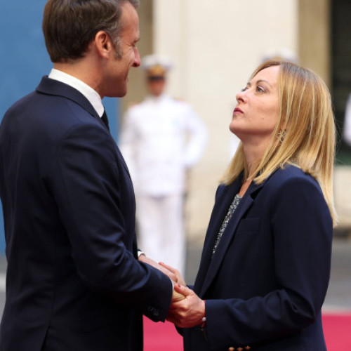 Macron și Meloni caută să reconstruiască relațiile în Europa după tensiuni