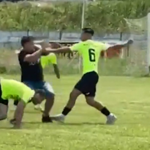 Conflict la un meci de fotbal în orașul Mărăsesti, după apariția unor imagini publice