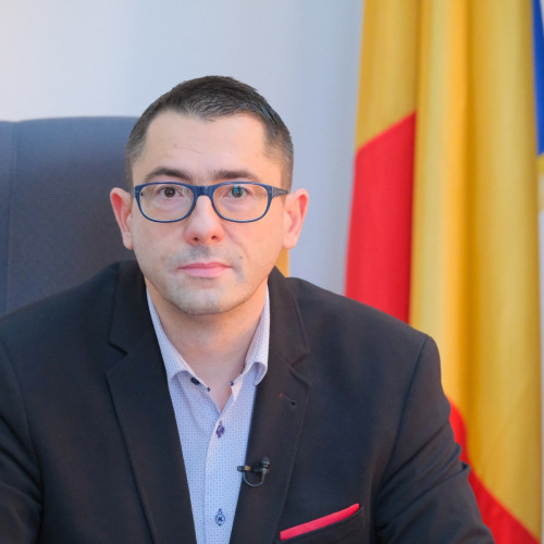 Partidul Național Liberal trece printr-o schimbare majoră în 2025, anunță deputatul Sebastian Rusu, citat de newsbv.ro. Potrivit acestuia, formațiunea vrea să se reconecteze cu rădăcinile sale antreprenoriale și să răspundă mai bine așteptărilor alegătorilor pentru schimbare.