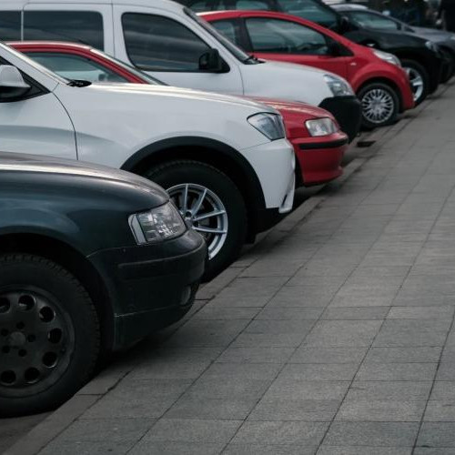 Probleme de parcare pe Strada Unirii din Cluj, între blocurile 19 și 21, afectează locuitorii