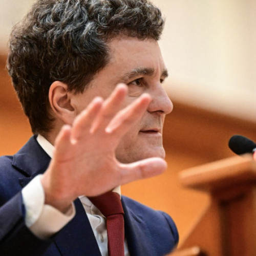 Zeci de parlamentari trec de la partide suveraniste la PSD, într-o mișcare politică observată recent