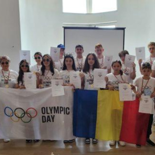 Ziua olimpică la Săveni, marcată printr-un concurs de șah pentru elevi