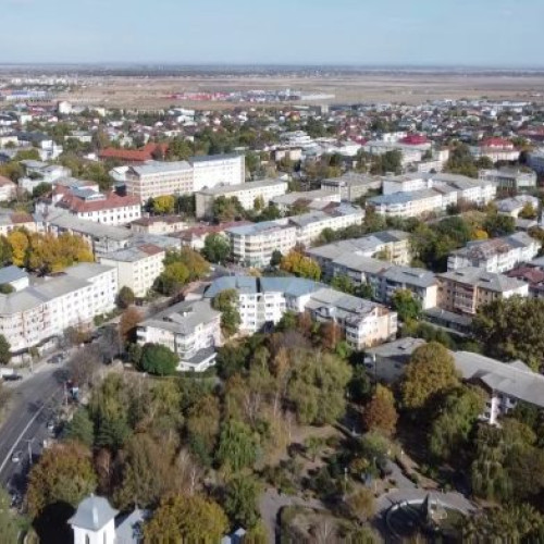 Programul instituțiilor din Focșani pentru ziua de 9 iunie 2025, a doua zi de Rusalii, a fost anunțat de primărie și diverse servicii locale, potrivit vrancea24.ro.