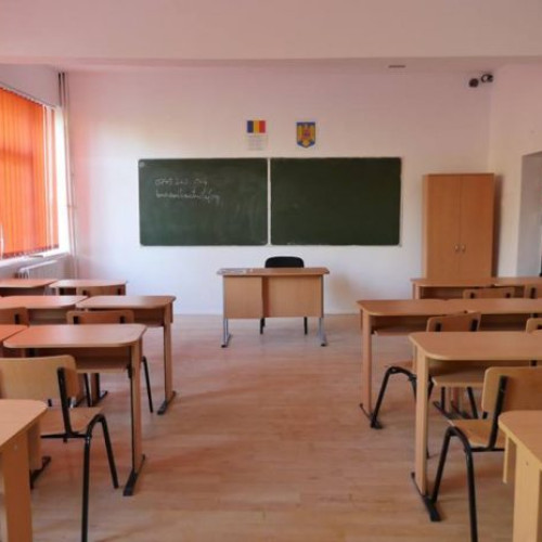 Elevii de clasa a XII-a și a XIII-a seral și cu frecvență redusă încheie vineri cursurile liceale, potrivit calendarului aprobat de Ministerul Educației și Cercetării. Conform site-ului newsbucuresti.ro, prima probă scrisă a examenului național de Bacalaureat va avea loc pe 10 iunie, fiind susținută proba la Limba și literatura română. A doua zi, pe 11 iunie, elevii vor susține proba obligatorie a profilului.