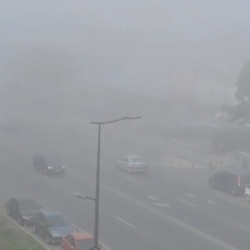 Toate stațiunile de pe litoralul românesc sunt sub avertizare de cod galben de ceață, informează digi24.ro. Conform meteorologilor, ceata a cuprins întreg litoralul, de la Năvodari până la Mangalia, și afectează zonele din nord și sud. Vizibilitatea este redusă sub 200 de metri și, în unele locuri, chiar sub 50 de metri.