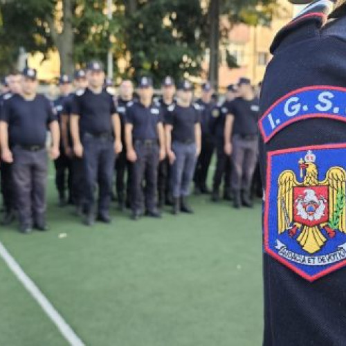 Pompierii vrânteni se pregătesc pentru minivacanța de Rusalii, anunță vrancea24.ro. Potrivit informațiilor, în perioada sărbătorii, peste 100 de pompieri și paramedici SMURD vor fi de gardă în fiecare zi, în colaborare cu personalul Serviciilor Voluntare pentru Situații de Urgență, pentru a interveni rapid în caz de urgență și pentru a acorda primul ajutor mai multor persoane. Numarul de forțe poate fi suplimentat în funcție de situația operatională, mai spun oficialii.