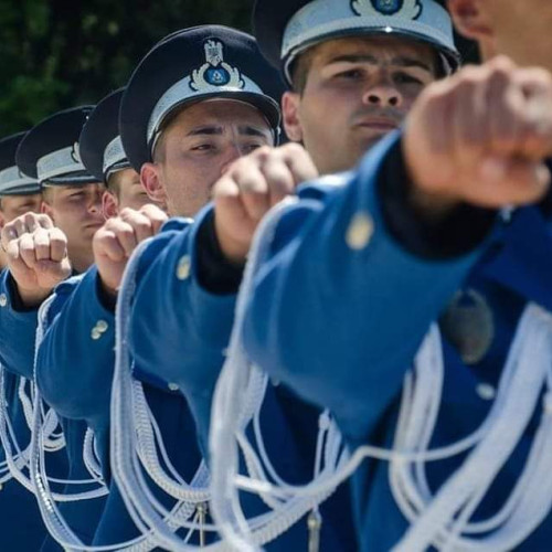 Prima etapă de recrutare pentru admiterea la Academia de Poliție „Alexandru Ioan Cuza” București, organizată de Inspectoratul de Jandarmi Județean Botoșani, a fost demarată, potrivit site-ului local botosaninews.ro. În cadrul acestui proces, candidații din județul Botoșani pot depune cereri pentru participarea la concursul din anul 2025, conform anunțului publicat pe data de 5 iunie 2025.