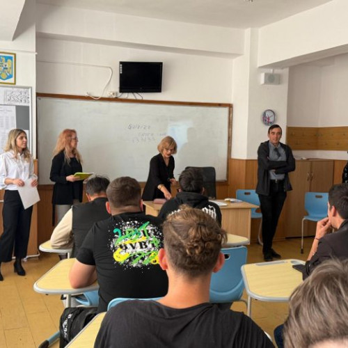 Vrancea: Inspectoratul Teritorial de Muncă derulează proiecte de informare pentru elevi în școli