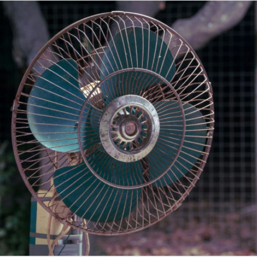 Autoritățile din Bihor au emis recomandări pentru prevenirea efectelor caniculei, în contextul temperaturilor ridicate anunțate de meteorologi. Potrivit crisana.ro, Direcția de Sănătate Publică (DSP) Bihor subliniază riscurile asociate caniculei și solicită sprijinul localităților și al populației pentru respectarea măsurilor de protecție.