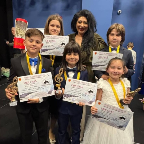 Cea de-a VIII-a ediție a concursului internațional de interpretare „Pianul fermecat” s-a încheiat cu succese remarcabile