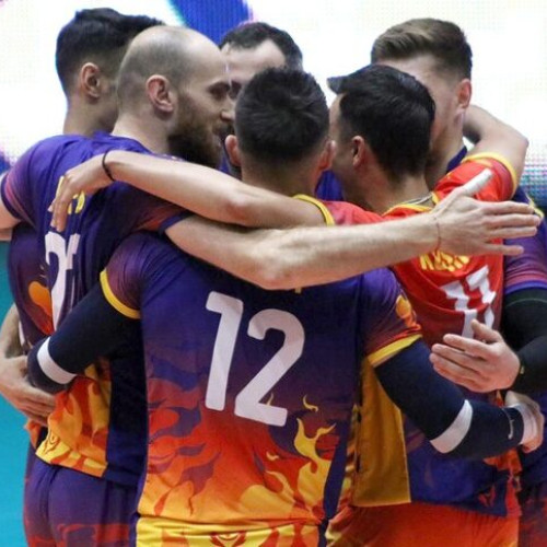 Naționala de volei a României a câștigat vineri, la Mioveni, primul meci din Golden League 2025, învingând reprezentativa Muntenegru cu scorul de 3-0. Potrivit ziaruldeiasi.ro, scorul pe seturi a fost 25-19, 25-16, 25-19. A doua partidă din cadrul turneului va avea loc duminică, în compania Letoniei.
