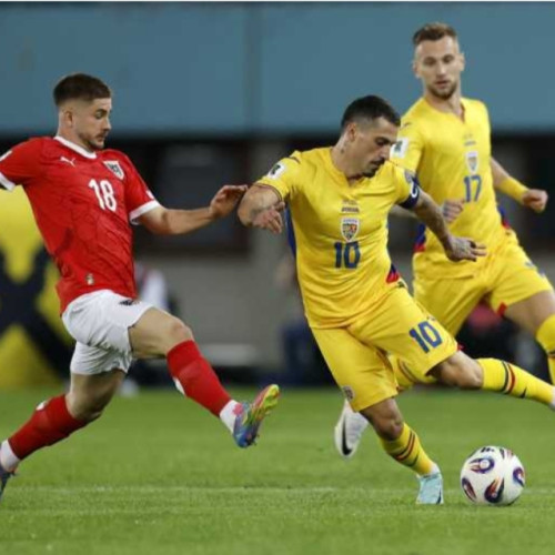 Echipa națională a României, în ciuda unei înfrângeri recente, continuă lupta pentru calificare, însă șansele devin din ce în ce mai reduse, potrivit newsbv.ro. În meciul disputat recent, gazdele au deschis scorul prin Gregoritsch în minutul 42, iar Sabitzer a majorat diferența pentru Austria în minutul 60. Golul de onoare al „tricolorilor” a fost înscris de Florin Tănase în minutul 95.