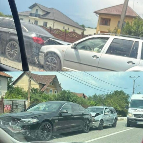 Accident grav în Dragoieni, trei mașini avariate