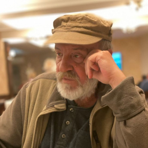 A fost dojenit un scriitor și jurnalist iubitor al culturii românești