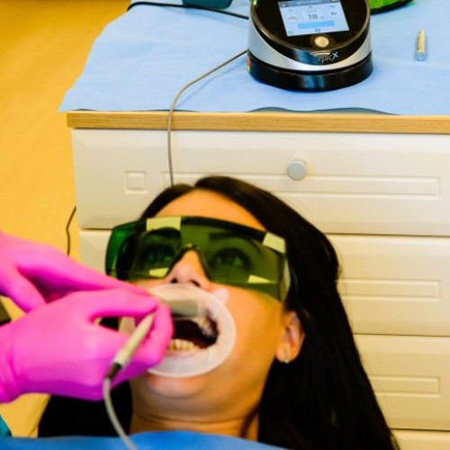 clinica de medicina dentară dr teo - zâmbim oricând împreună