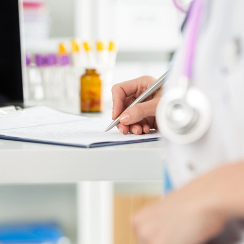 uniunea medicilor de familie cere autorităților să nu majoreze taxele