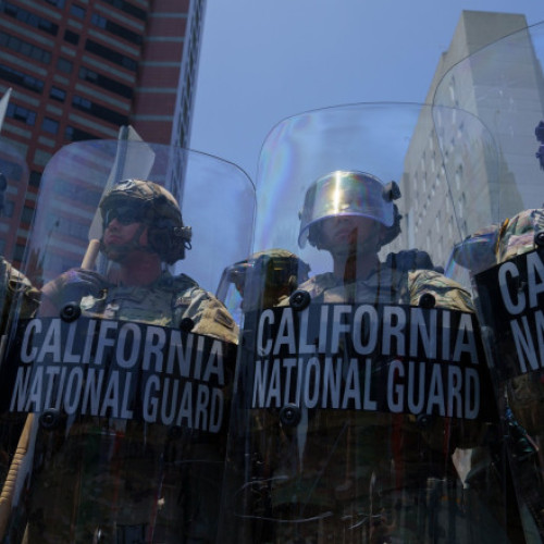 trump trimite trupe în los angeles în plină tensiune politică