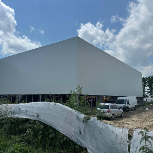 construcția unei săli de sport moderne în comuna Lucieni