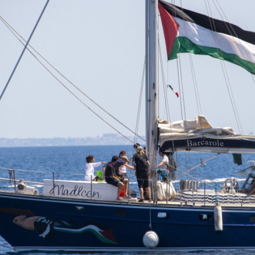 nava madleen ajunge în portul asdod după blocarea de Israel