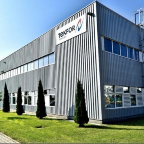 fabrica Tekfor din brașov, închisă de grupul american AAM