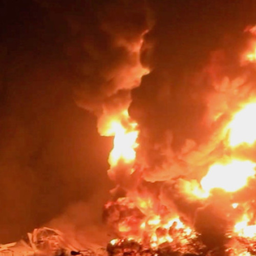 Israelul atacă portul Hodeida în Yemen în răspuns la tirurile cu rachete ale rebelilor houthi