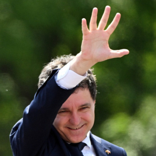 Nicuşor Dan, perceput ca un lider implicat și mediatior de către români, conform unui sondaj