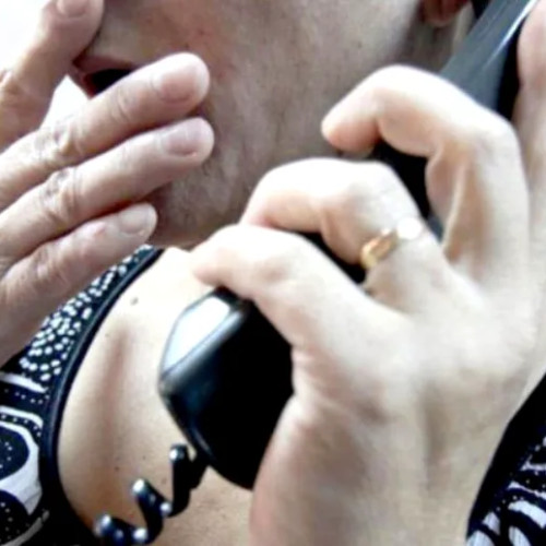 Femeie de 76 de ani din Bodesti, păgubită de 10.000 de lei în urma unei înșelăciuni