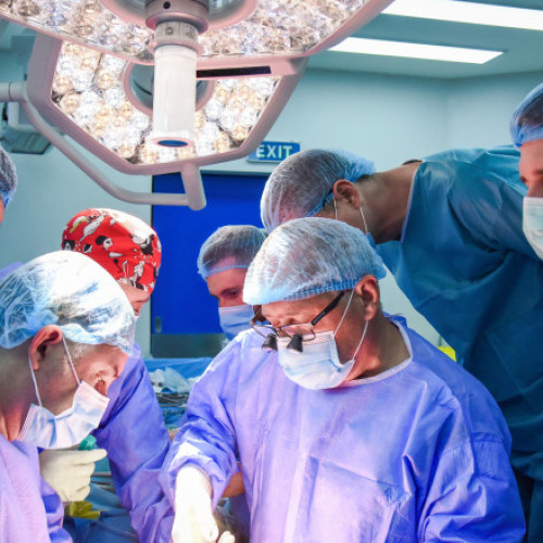 Performanțe deosebite în transplantul hepatic de la donator viu, la Spitalul Clinic SANADOR