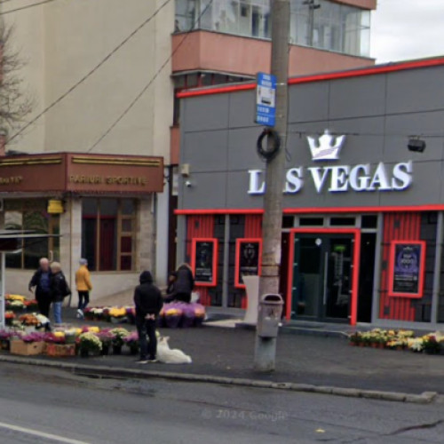 reclamele luminoase de pe strada Nicolae Titulescu, criticate de locatari