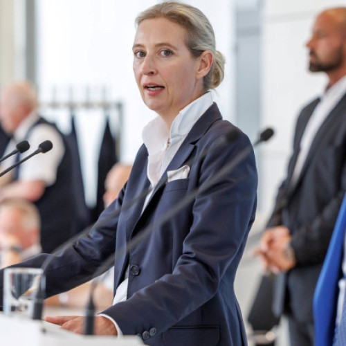 creștere alarmantă a extremismului de dreapta în Germania, anunță raportul agenției de spionaj