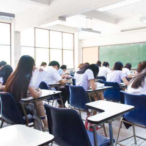 Participare de peste 98% la proba scrisă de limba română la bacalaureat