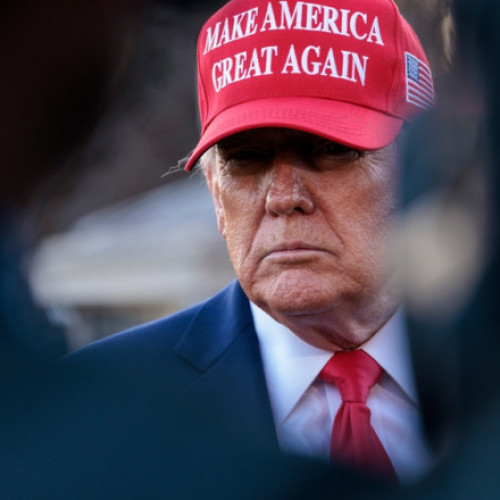 Trump acționează ca un lider autoritar în conflictul cu California privind imigrația