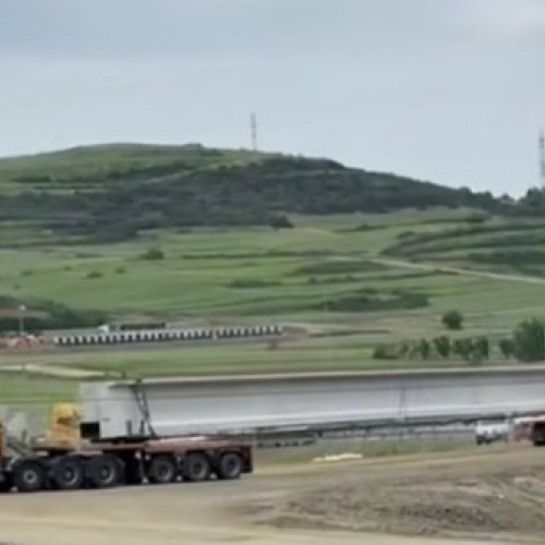 primele grinzi pentru viaductul boita sosesc pe autostrada sibiu-pitesti
