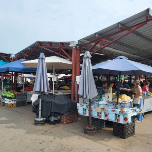 Piața Decebal va fi închisă în weekend