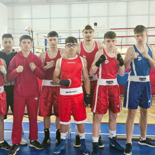 campionatul naţional școlar de box de la râmnicu vâlcea