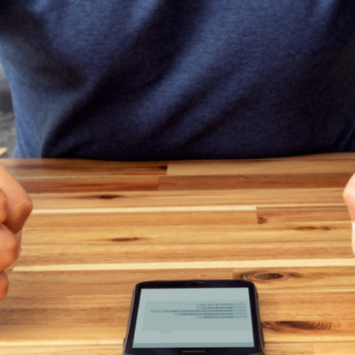 Legea împotriva discursului instigator la ură și a antisemitismului, adoptată de Parlament