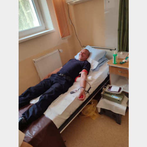 Pompierii din Bihor au donat sânge pentru a marca Ziua Internațională a Donatorului de sânge