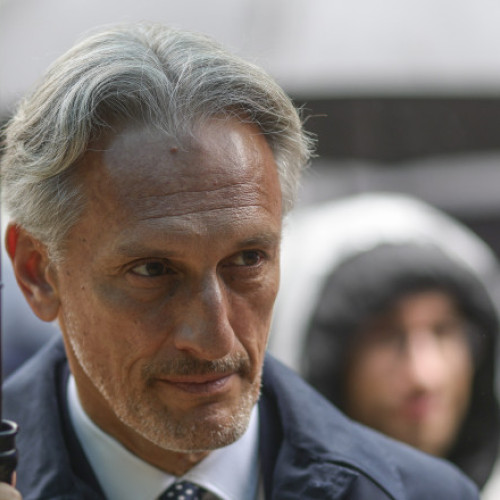 matei paun, analist financiar și afacerist cu peste 20 de ani experiență, va fi joi, 12 iunie, la emisiunea Interviurile Digi24.ro. La ora 14:00, el va vorbi în direct despre biografia sa, despre relația cu Nicușor Dan și despre contribuția sa în cariera politică a primarului capitalei.