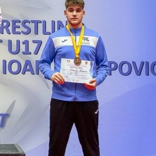 Sebastian Brailescu de la Vipguard Tecuci va participa la Campionatele Europene de lupte libere pentru cadeți, categorii între 15 și 17 ani, care vor avea loc în Grecia la sfârșitul acestei săptămâni.