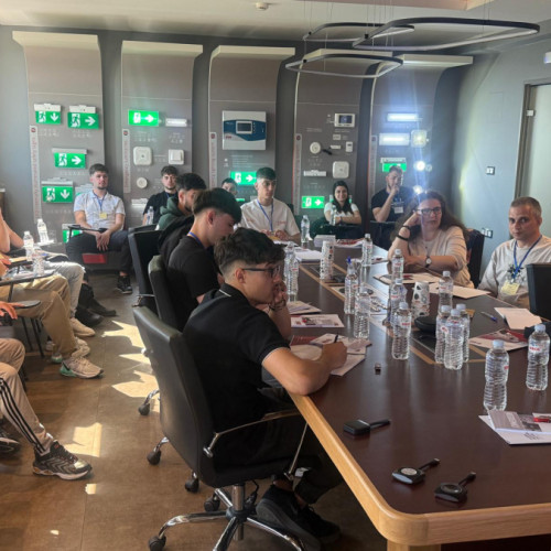 Elevi de clasa a XI-a din Galați au participat la o vizită de lucru în Salonic, în perioada 11-24 mai, ca parte a unei mobilități profesionale pentru dezvoltarea competențelor.