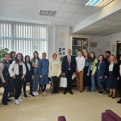 Biblioteca USV își extinde colecția de carte prin donații și achiziții recente