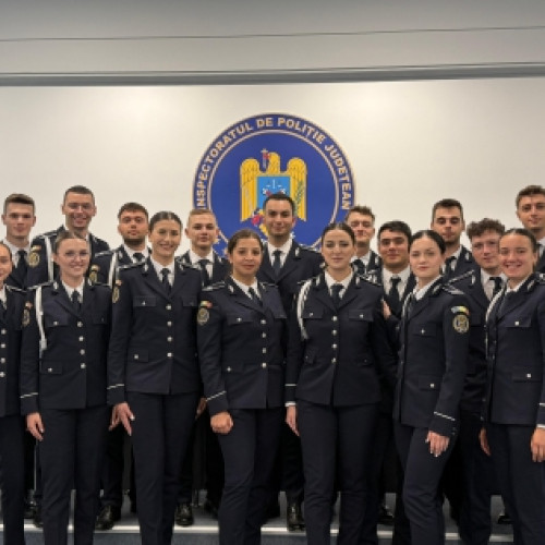 tineri absolvenți ai școlii de poliție din campina, primiți în cadrul IPJ Neamț