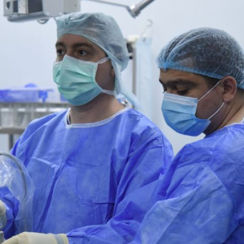 Adriana s-a recuperat rapid după o intervenție ortopedică la SANADOR