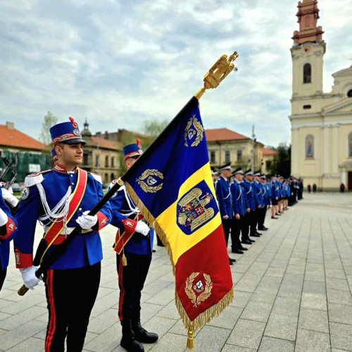 Tinerii din Arad interesați de cariere în jandarmerie se pot înscrie până pe 20 iunie pentru sesiunea de admitere la Academia de Poliție „Alexandru Ioan Cuza” din București, pentru anii universitari 2025. Potrivit aradonline.ro, pentru această sesiune sunt disponibile 82 de locuri, distribuite pe diferite programe de studii.